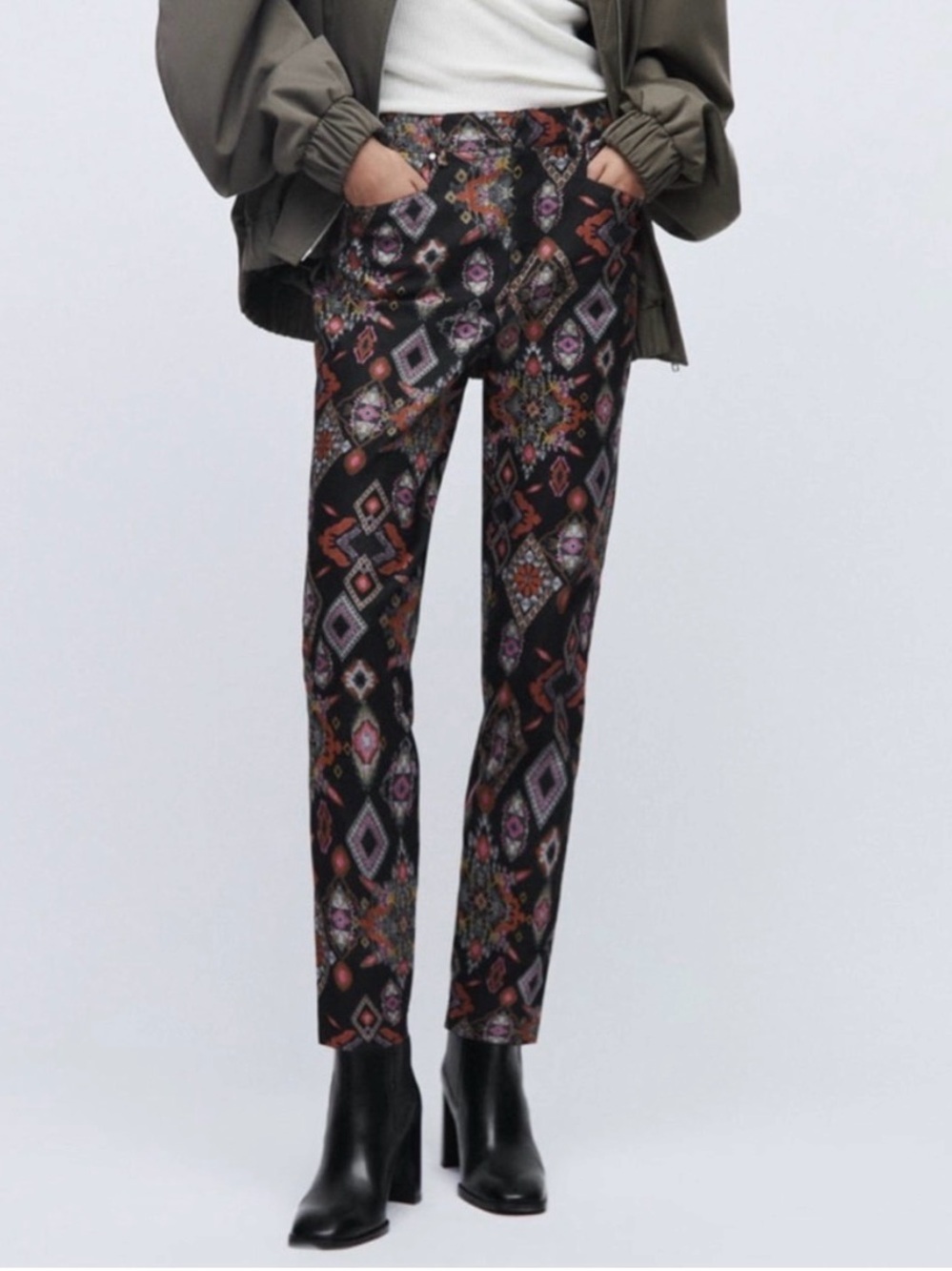Zara Straight Leg Patterned Mid-Rise Pants in Black with Multicolor Print
